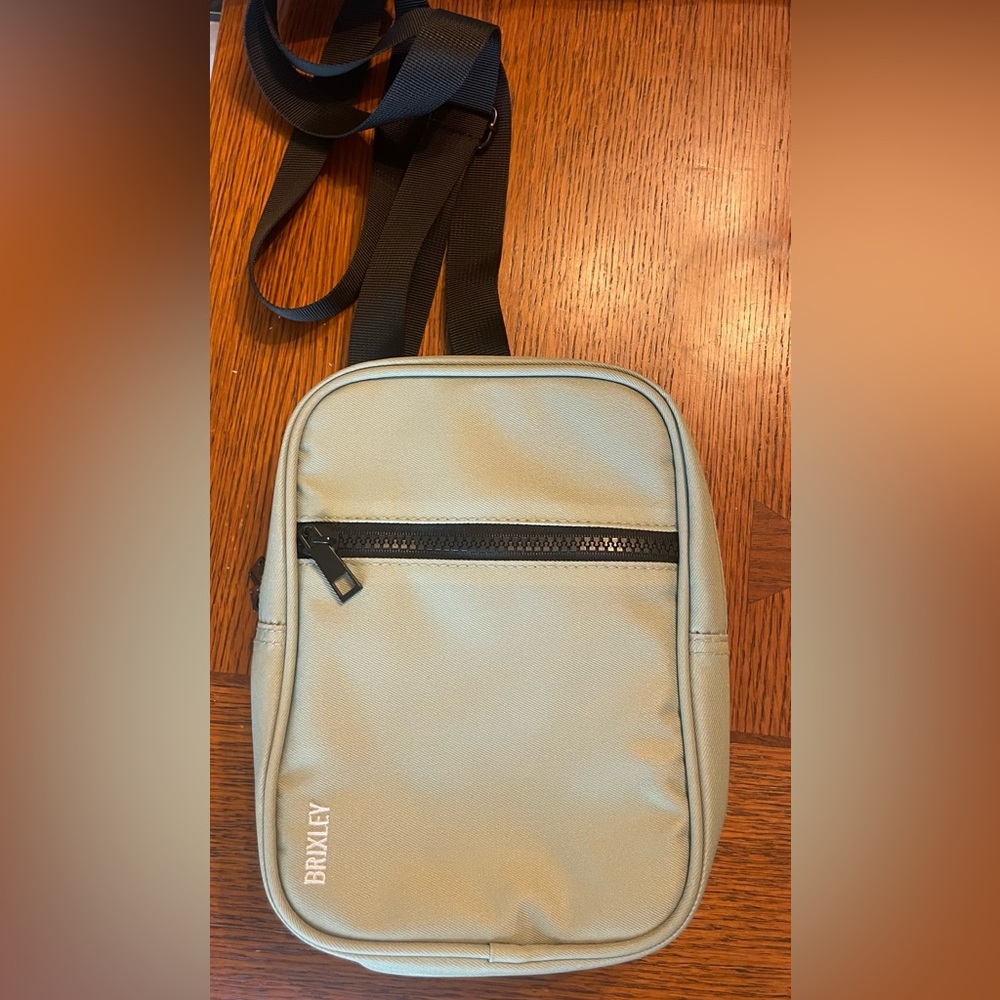 NWOT Brixley Bags Crossbody Sling - Sage